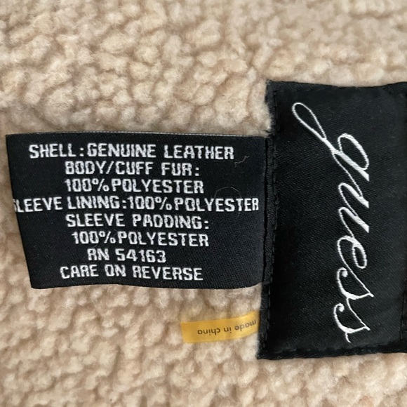 VINTAGE Guess Genuine Leather Jacket - Picture 4 of 7